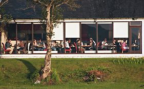 Holly Tree Hotel, Swimming Pool & Hot Tub